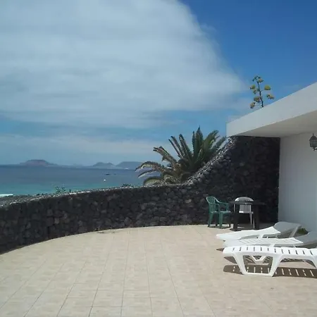 Sleeps 4 Wifi T691442 Ferienhaus *